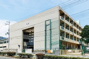 神戸市立 鷹匠中学校（通学指定校）/徒歩13分（約1,010m）